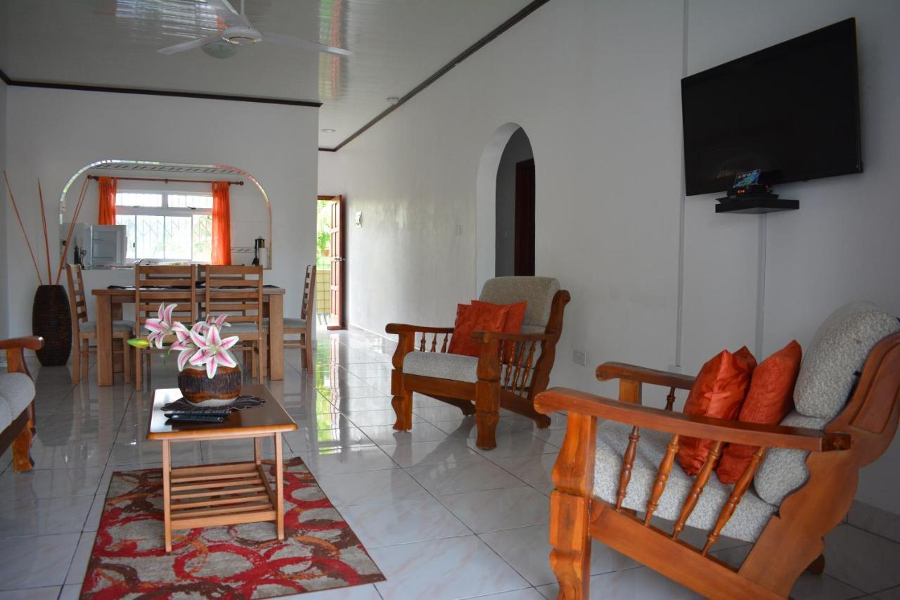 Leo'S Petit Villa Annex Praslin Exteriér fotografie